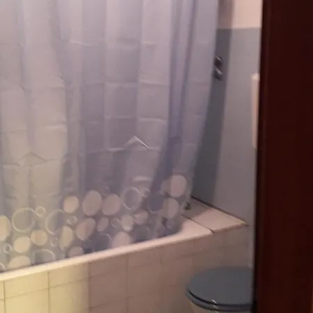 Apartman Apartments With Parking Space Vis - 2436 *