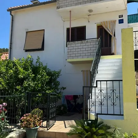 דירה With Parking Space - 2436