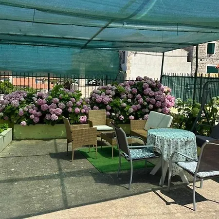 Appartement With Parking Space - 2436